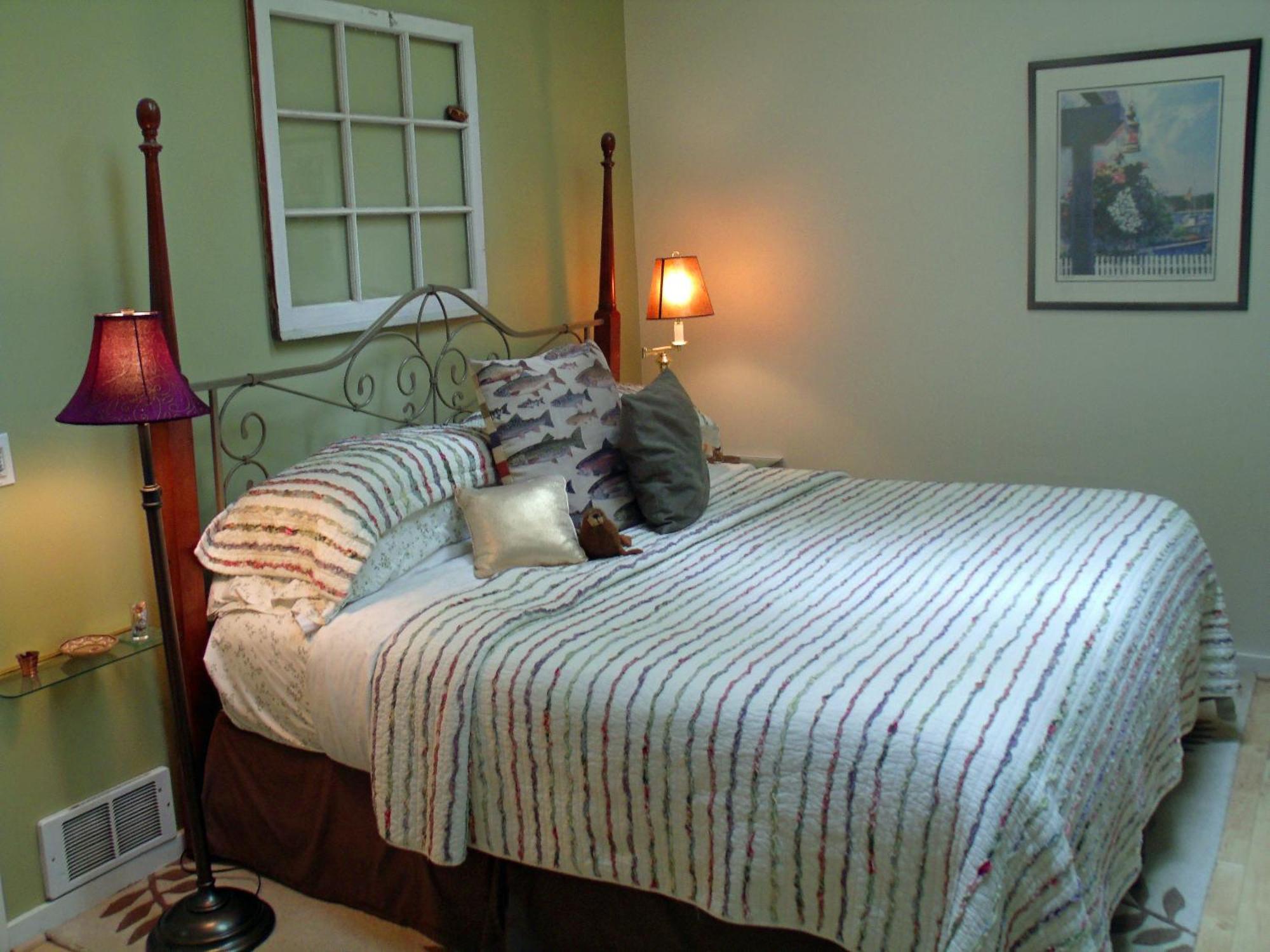 Inn To The Woods Friday Harbor Phòng bức ảnh